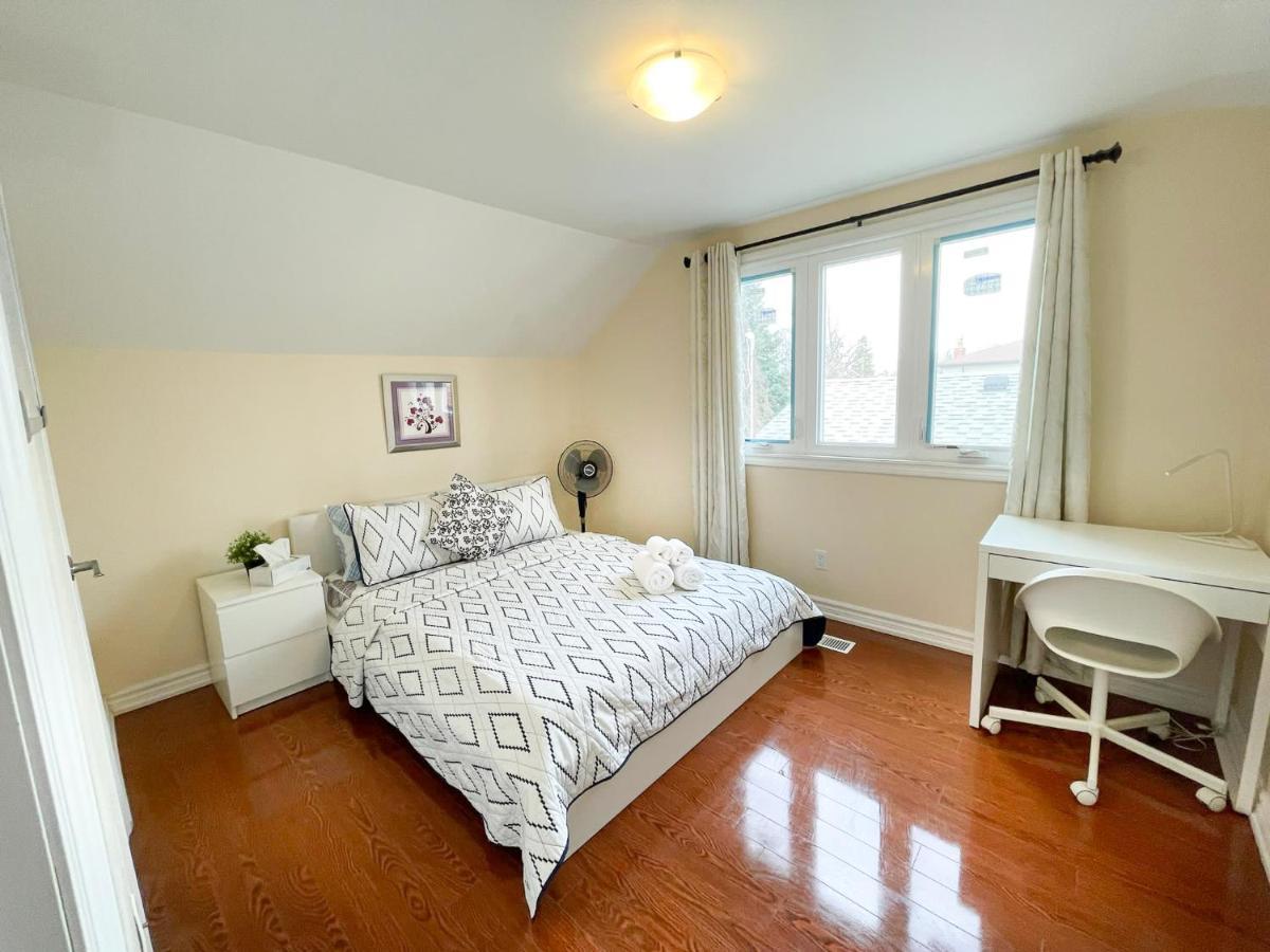 Spacious Mbr Near Kennedy Subway & Go Toronto Ngoại thất bức ảnh