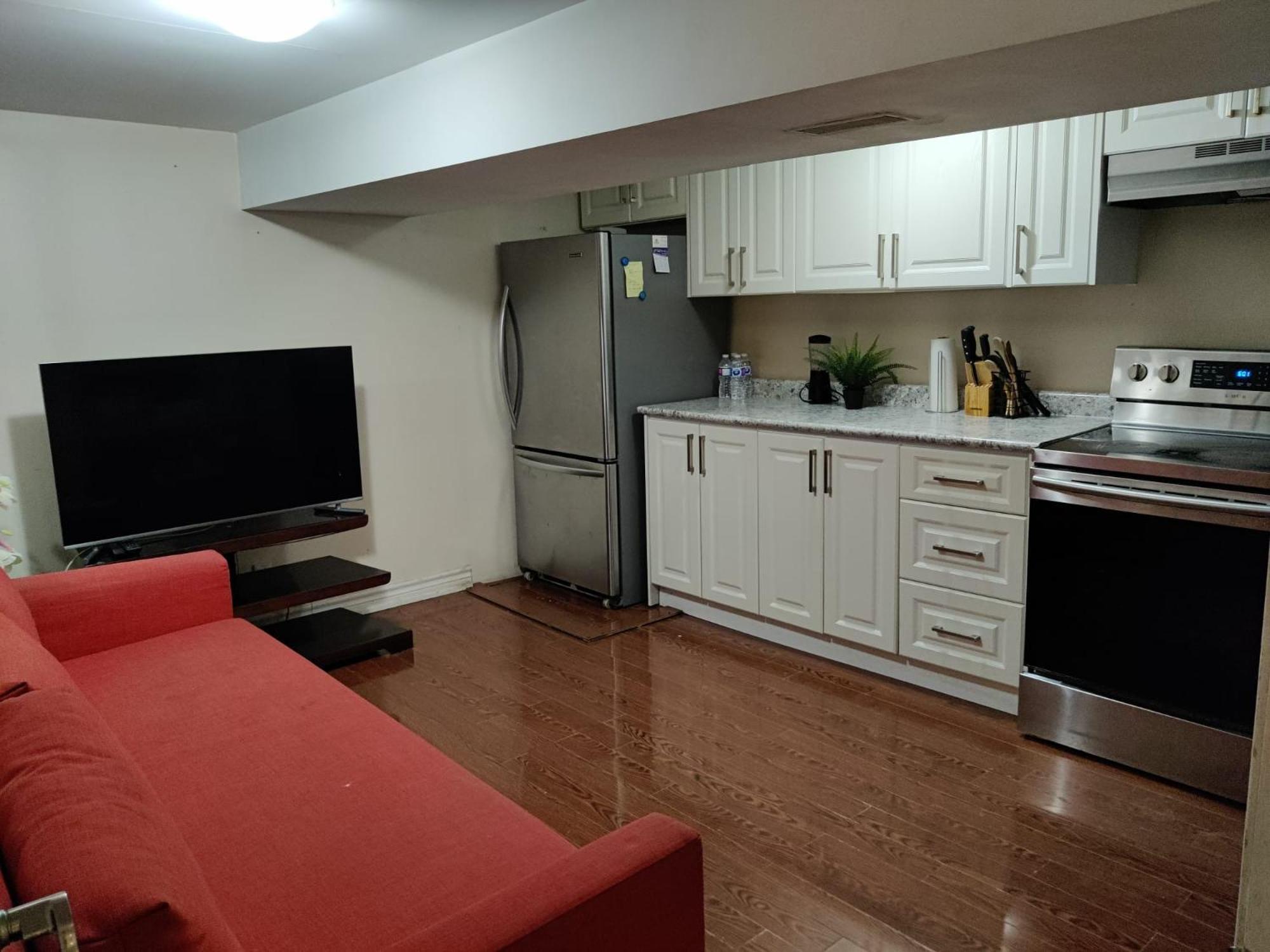 Spacious Mbr Near Kennedy Subway & Go Toronto Ngoại thất bức ảnh