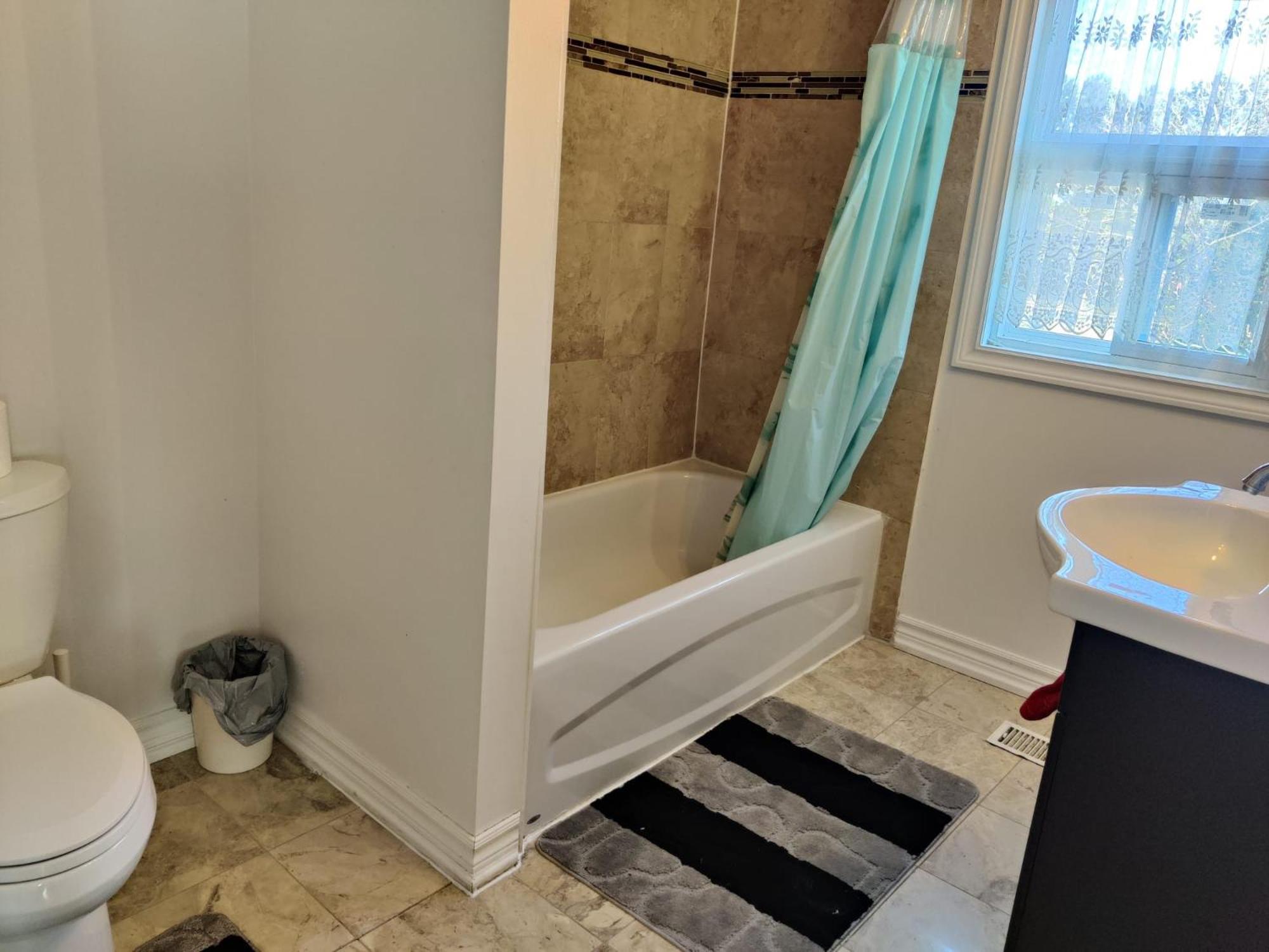 Spacious Mbr Near Kennedy Subway & Go Toronto Ngoại thất bức ảnh