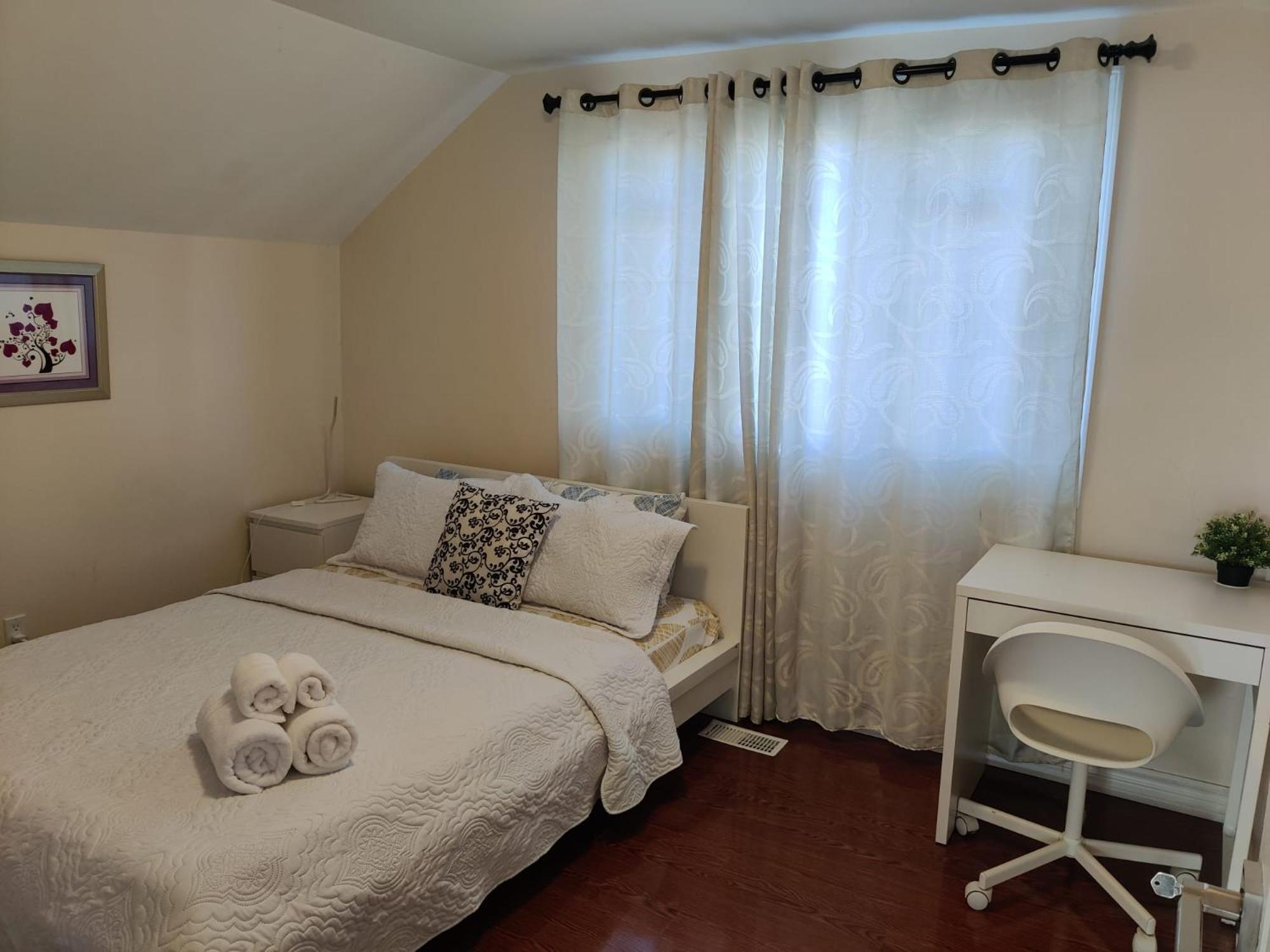 Spacious Mbr Near Kennedy Subway & Go Toronto Ngoại thất bức ảnh